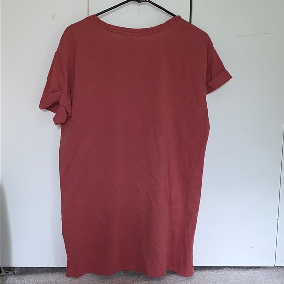 Long Short Sleeve T-shirt - Picture 2 of 2